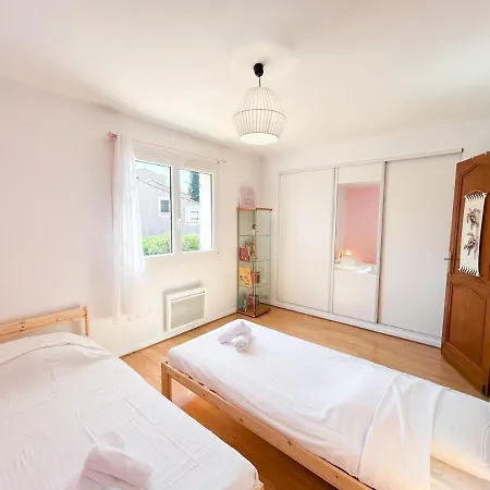 度假居 Maison 3 Avec Piscine A *