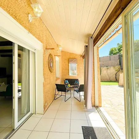 Maison 3 Avec Piscine A 度假居