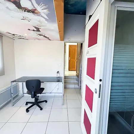 Maison 3 Avec Piscine A 度假居 *